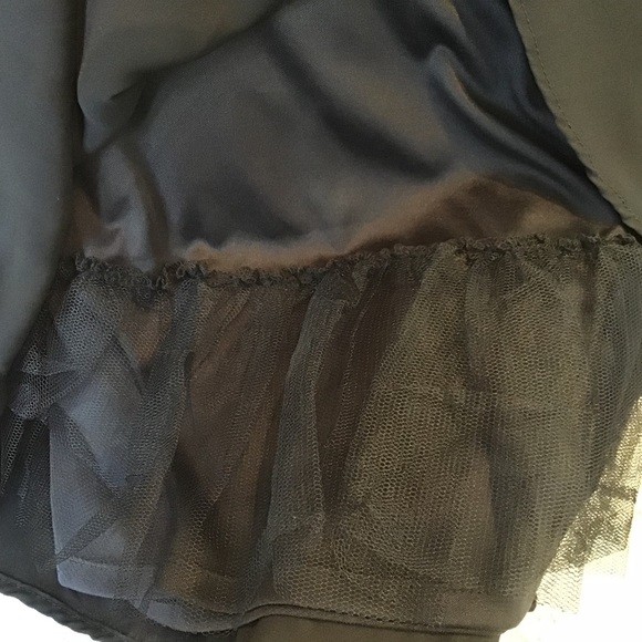 🔴HP🎉🔴CLEARANCE🔴🔴TAKARA Sequined Strapless Cocktail Dress🔴🔴 - Picture 4 of 7